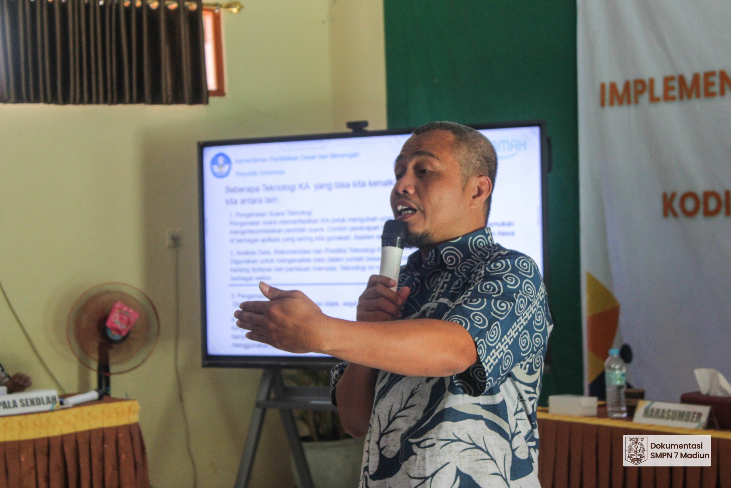 In House Training (IHT) Implementasi Pembelajaran Mendalam (PM) dan Koding, Kecerdasan Artifisial (KKA)